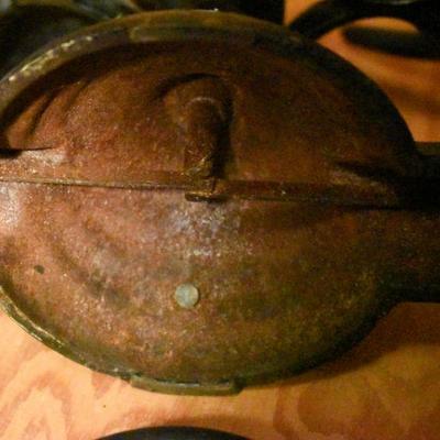 Lot B-282:  Antique Scale