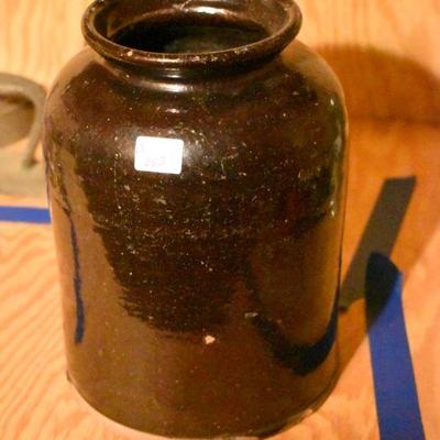 Lot B-283: Crock
