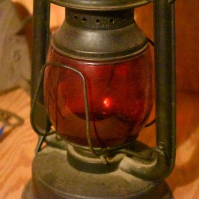 Lot B-284:  Vintage Lantern