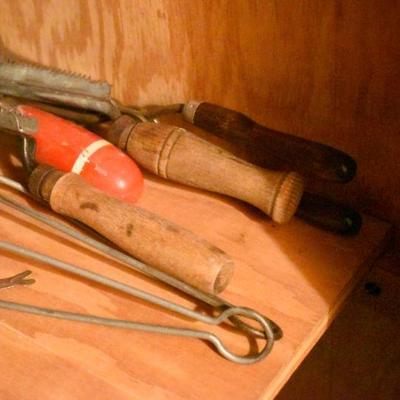 Lot B-290:  Vintage Kitchen