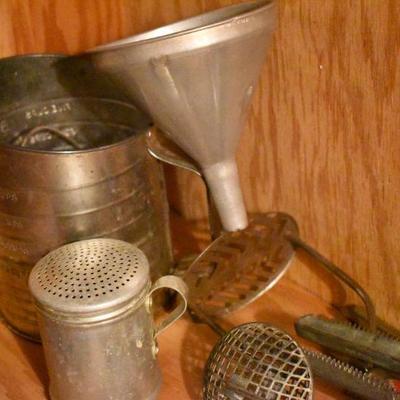 Lot B-290:  Vintage Kitchen