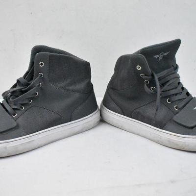Gray High Top Shoes Men's Size 9.5 by Creative Recreation