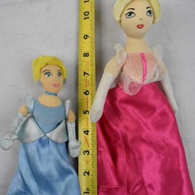 10 Disney Dolls/Toys, Small. Dalmations, Peter Pan/Tinkerbell, Cinderella, etc.