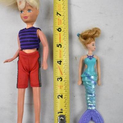 13 Small Doll Toys