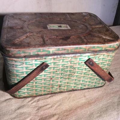 Vintage Green Tin Picnic Basket