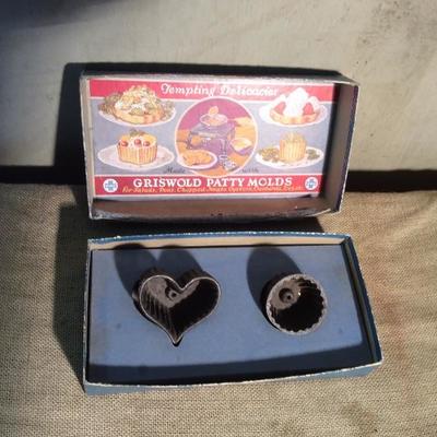 Vintage Griswold Iron Patty Molds