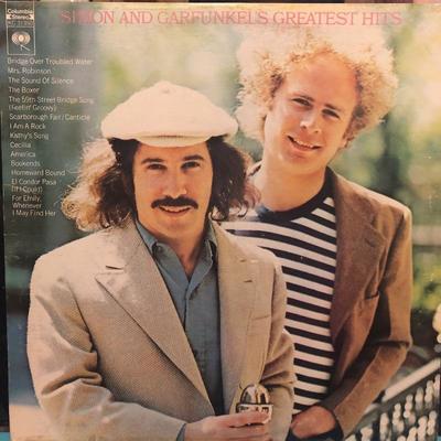 Lot #20 Simon and Garfunkel- Greatest Hits: C 31350 `