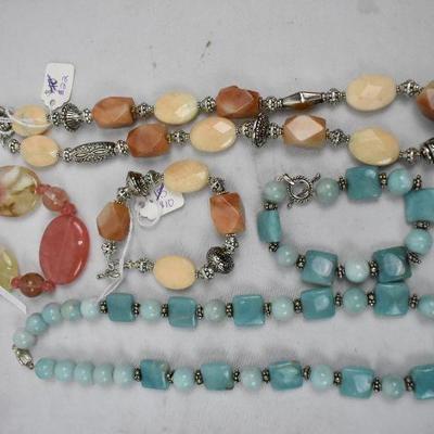 8 Piece Jewelry w/Genuine Stone, 5 Necklaces & 3 Bracelets