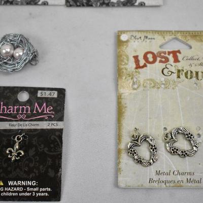Misc Jewelry Making Supplies, Including 2 Christmas Theme Charms