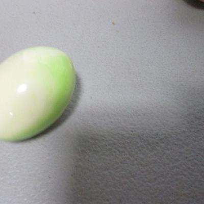 Lot 10 - Polished Marble Stone Eggs