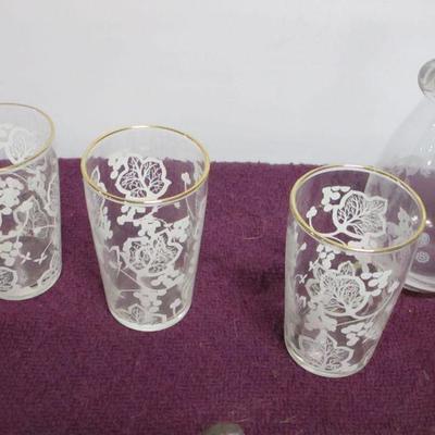 Lot 25 - Large Lot Of Formed & Cut Glass
