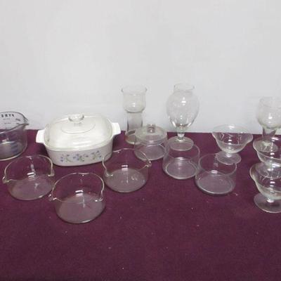 Lot 34 - Pyrex Corningware & Glass Items