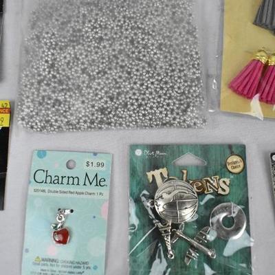 Lot of Jewelry Making Supplies: Mostly Charms & Beads