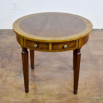 Beautiful Henredon Round Side Table with Drawer