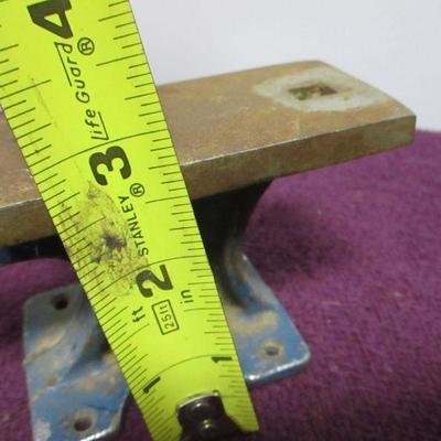 Lot 49 - Vintage Items
