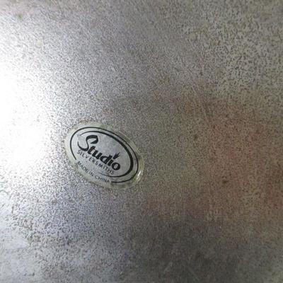 Lot 54 - Dressing Vanity Displays