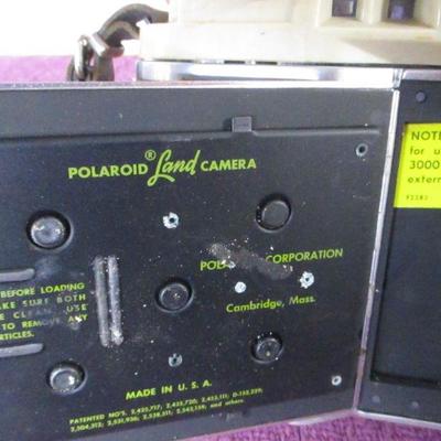 Lot 58 - Polaroid Land Camera 800