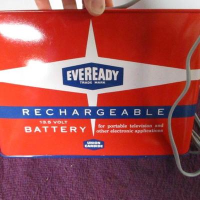 Lot 59 - Eveready 564 Rechargeable Battery