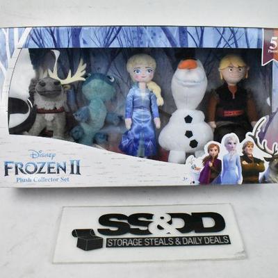 Disney Frozen 2 Plush Collector Set - New