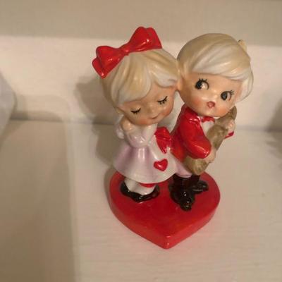 Enesco Vintage Valentine Porcelain couple