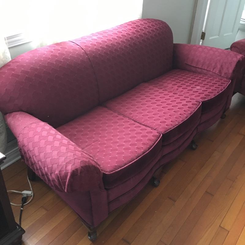 Lot 182 Wine Colored Couch Estatesales Org