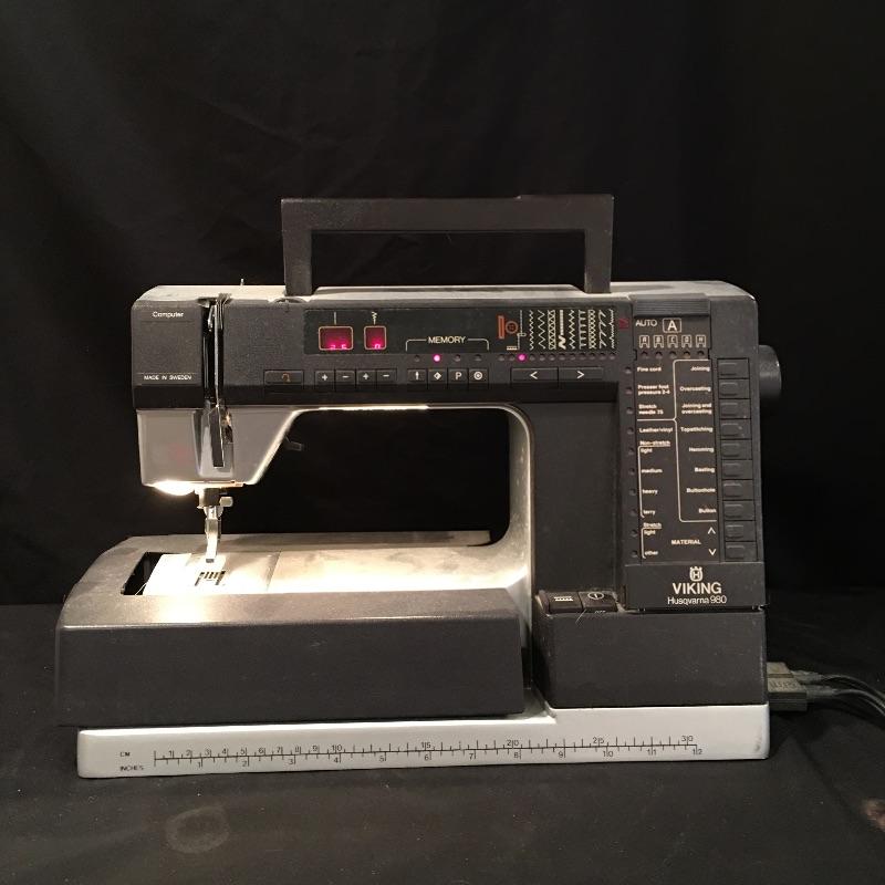 Lot 211 Viking Husqvarna 980 Prisma Sewing Machine