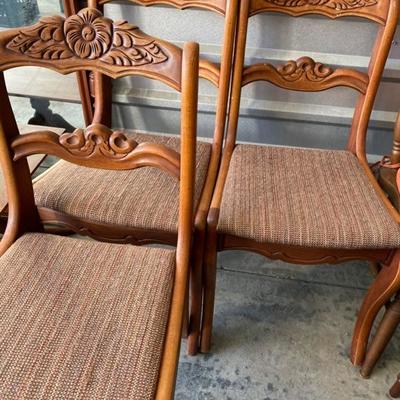 Lot 11 Mahogany chairs with upholstered seats (3)
