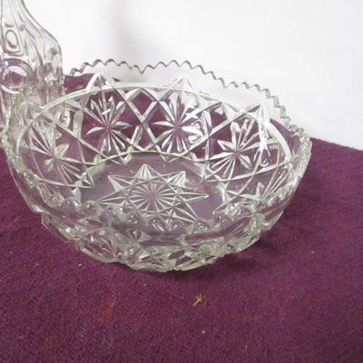 Lot 114 - Decorative Formed Glass