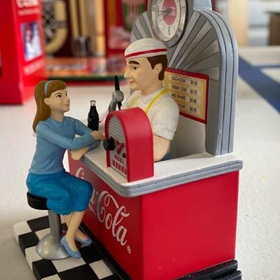 Lot 78 Coca Cola Clock Figurine (battery operated)
