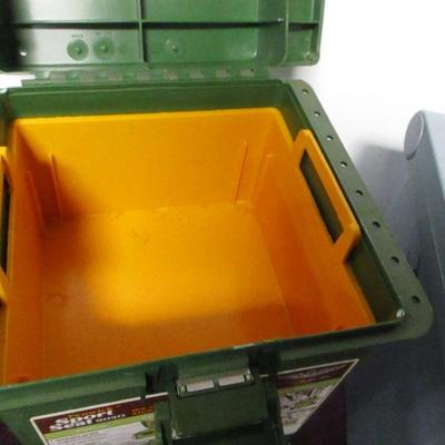 Lot 150 - Fenwick Sport Seat 9050 & Storage File