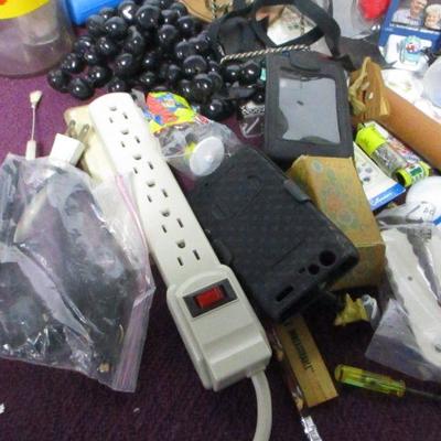 Lot 153 - Box Lot Of Misc Items