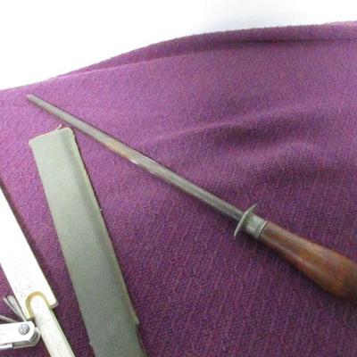 Lot 156 - Outdoor Items & Tools - Amprobe