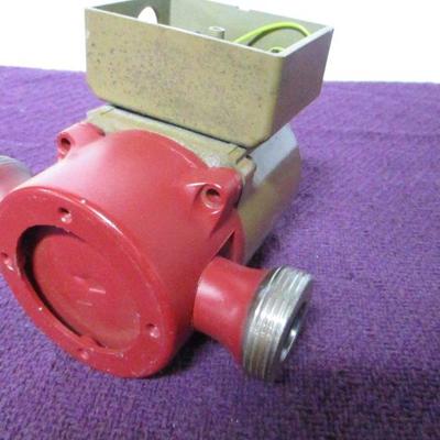 Lot 157 - Grundfos UP15-42SU Pump
