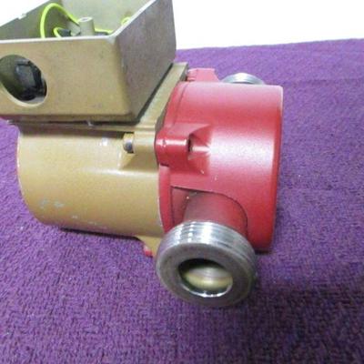 Lot 157 - Grundfos UP15-42SU Pump