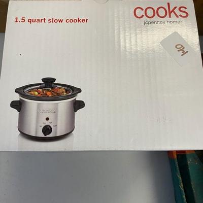 Lot 140 Slow Cooker brand new in box 