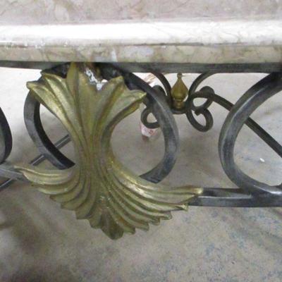 Lot 173 - Coffee Table 