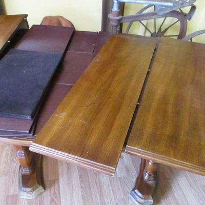 Lot 176 - Dining Room Table With Chairs