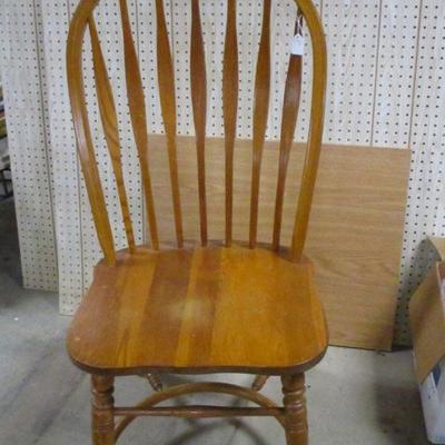 Lot 177 - Large Solid Oak Chair