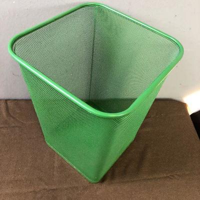Lot #20 Square Green Wire Wastebasket 