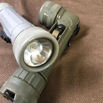 Lot #61  2 Military flashlights US ARMY 