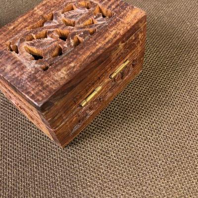 Lot #72 2 Small Jewelry boxes 