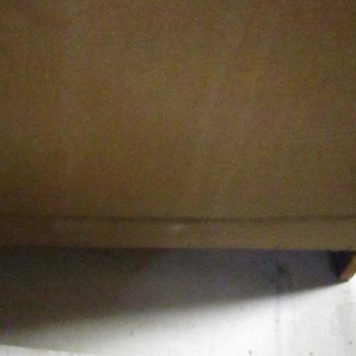 Lot 179 - Book Shelf