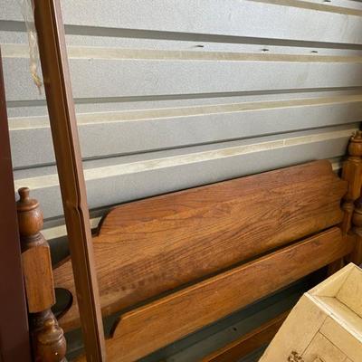 Bed Frame, Full Size with metal rails-Lot 204