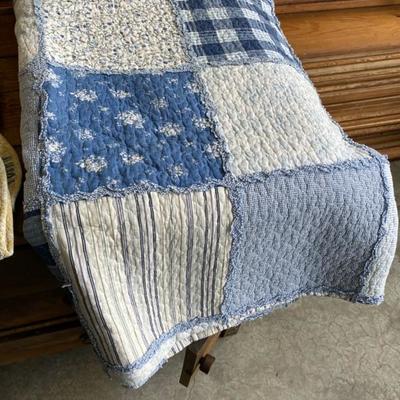 Blankets/Quilts - Lot of 4- Lot 237