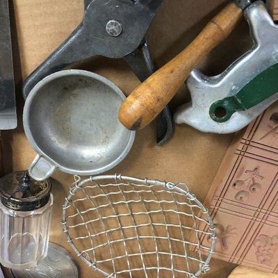 Lot # 144 Vintage Kitchen Utensils 