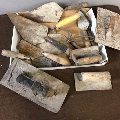 Lot # 203 Tools - concrete and bricklayer trowels 
