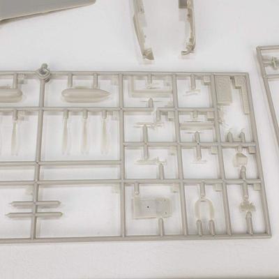 Mitsubishi A6M3 Zero Fighter Type32 'Houkoku' Model Kit