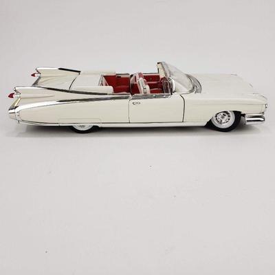 Metal Die-cast Cadillac Eldorado Biarritz by Maesto 1/18 Scale