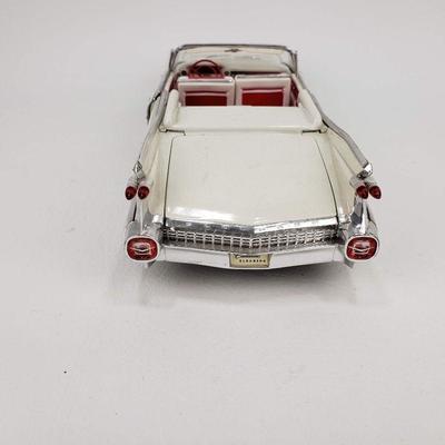 Metal Die-cast Cadillac Eldorado Biarritz by Maesto 1/18 Scale