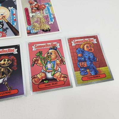 Garbage Pail Kids - 12 Stickers, 4 Cards